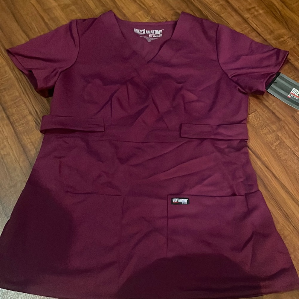 Scrub top